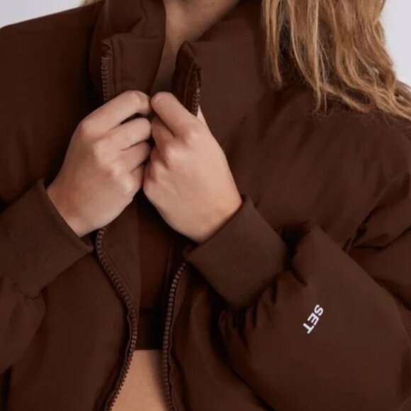 SET ACTIVE Oversized Puffer Jacket in Coco Brown - XS - Picture 2 of 9